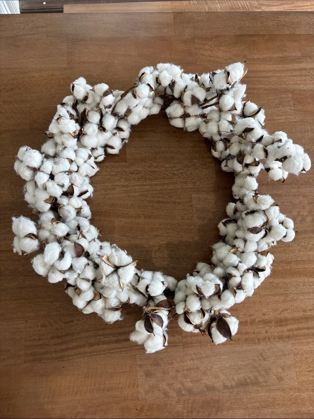 Cotton Boll Holiday Wreath - White